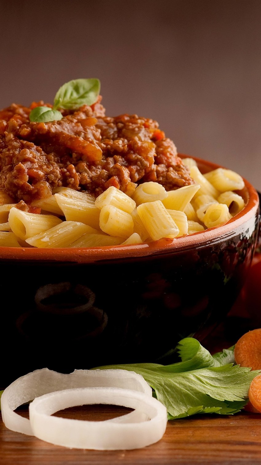 Макароны по флотски с помидорами