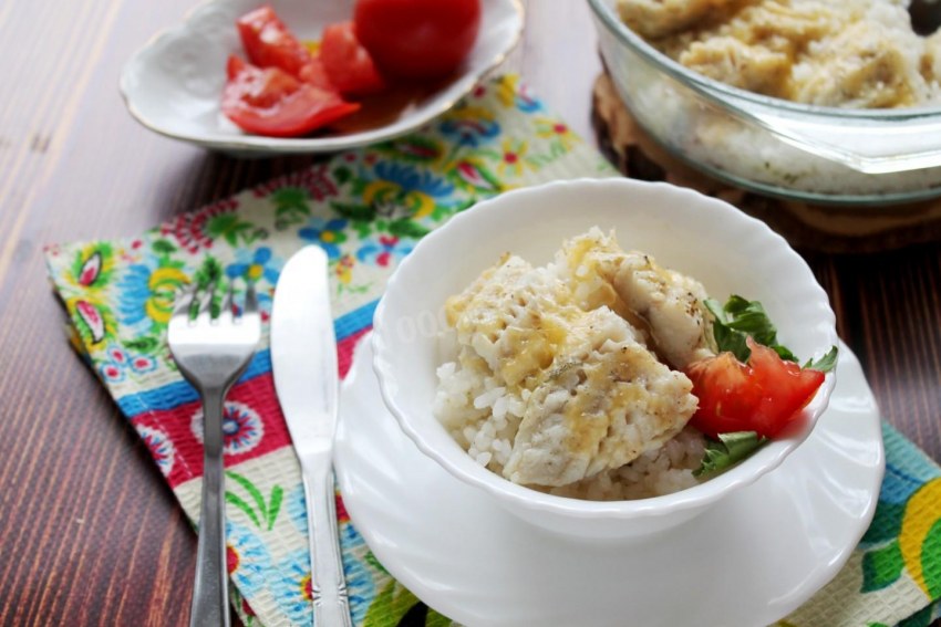 Минтай с рисом