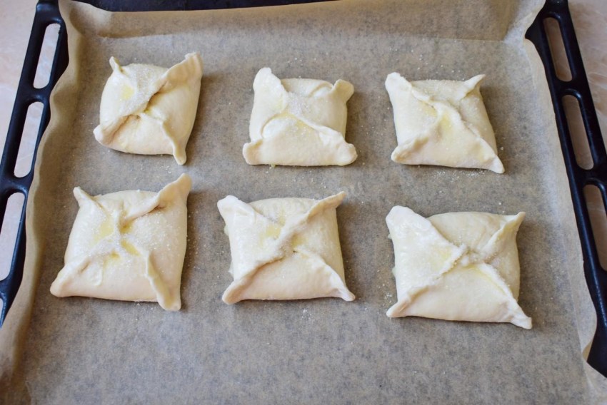 Слойка с сыром