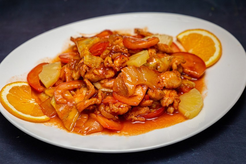 Куриная грудка в сметане