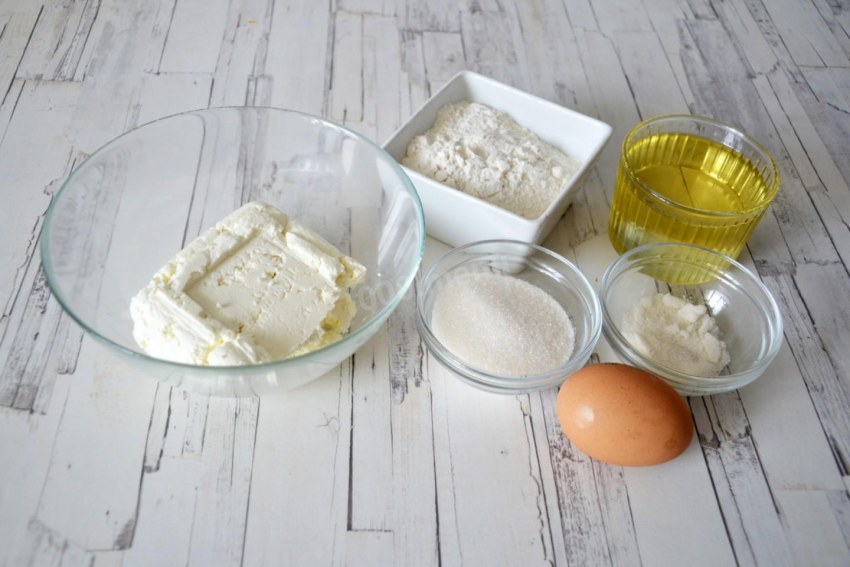 Пирог из яблок манка мука сахар 5 стакана