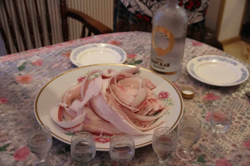 Строганина из муксуна