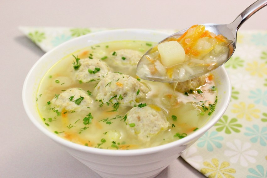 Сырный суп с фрикадельками