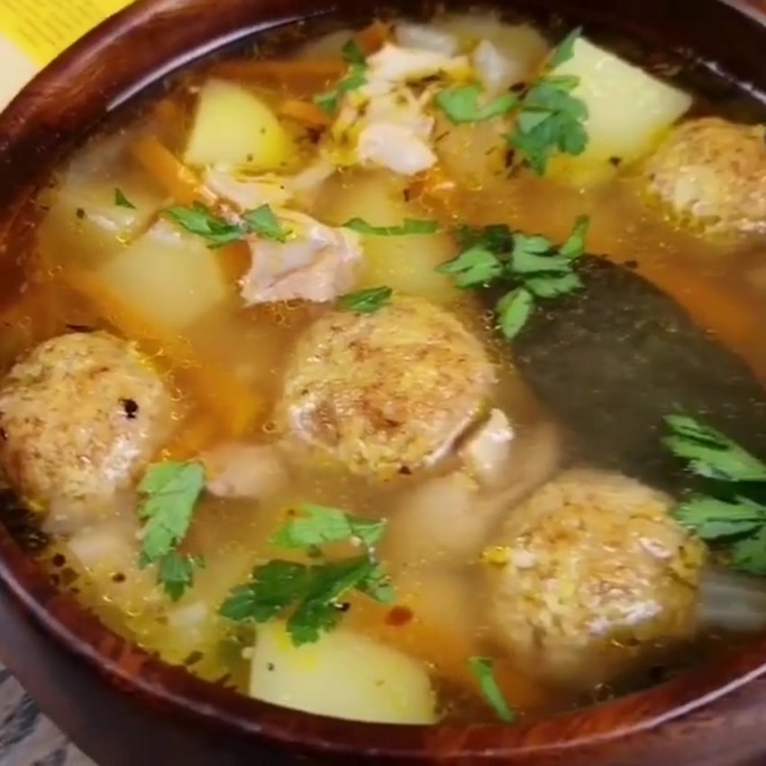 Сырный с фрикадельками
