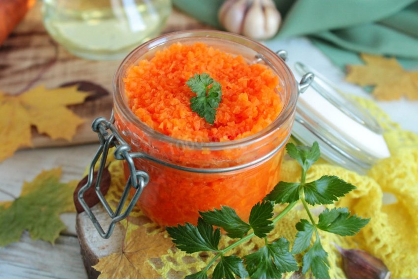 Икра из свеклы и соленых огурцов