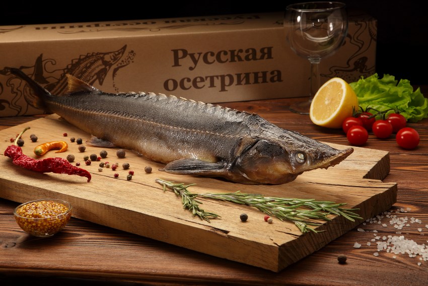 Овощи с вареным минтаем