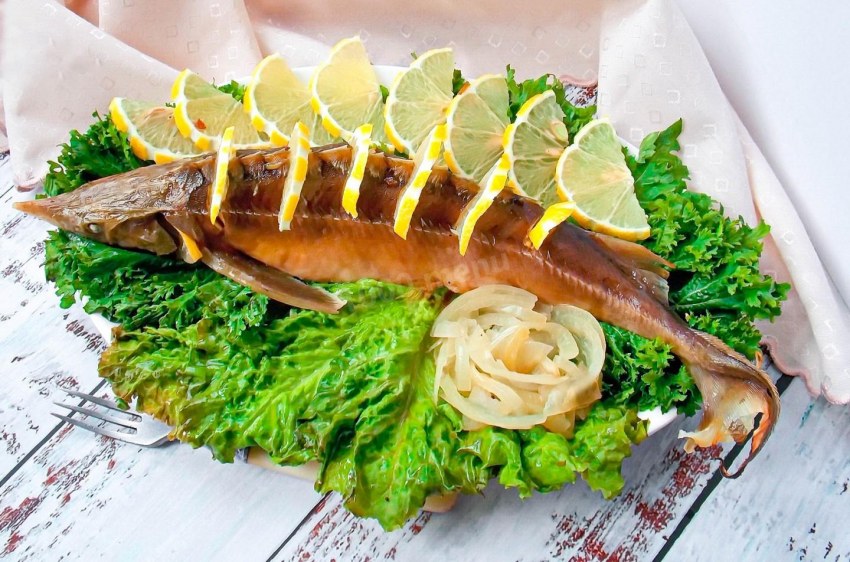 Осетрина в духовке кусочками