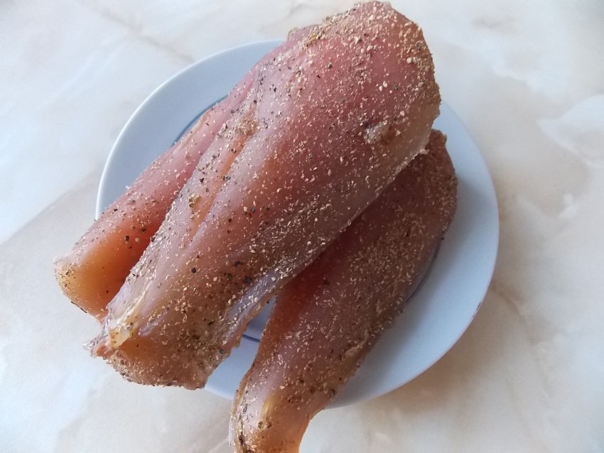 Вяленая куриная грудка карпаччо