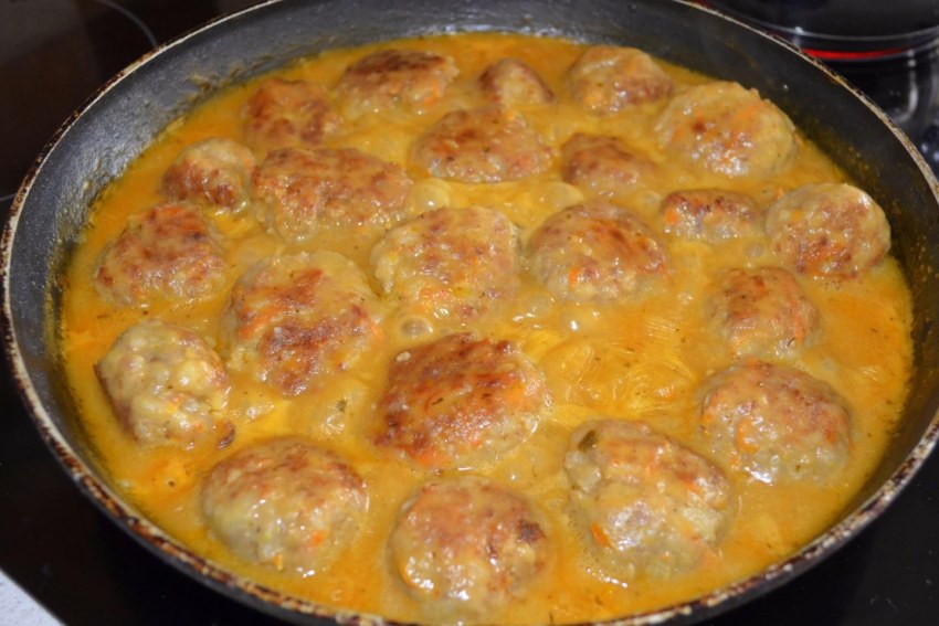 Шницель из фарша на сковороде
