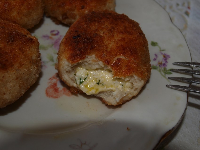 Котлеты из куриного фарша с сыром
