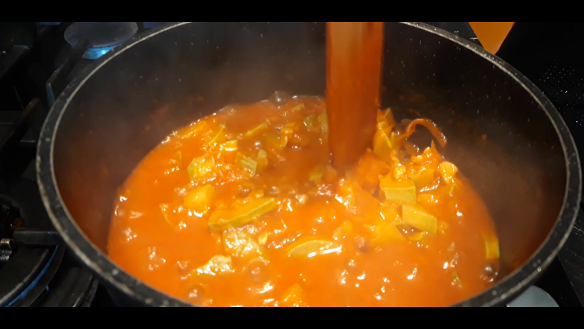 Кабачковой икра с мясом