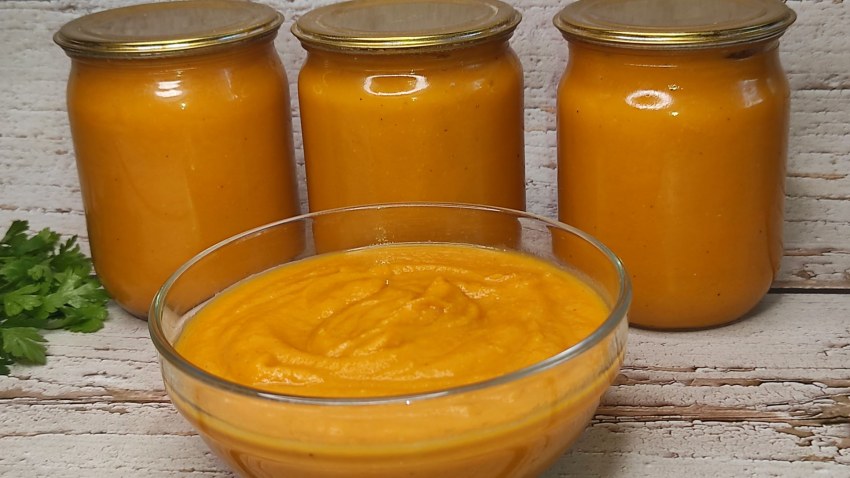 Куриная грудка и кабачковая икра