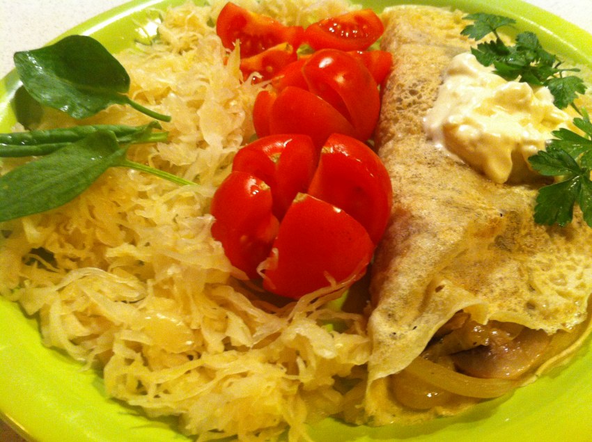 Блины с квашеной капустой