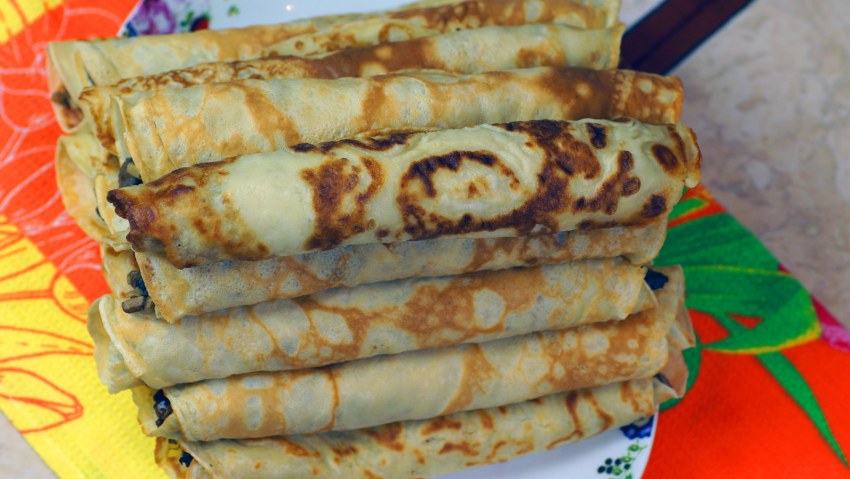 Блины на молоке с начинкой
