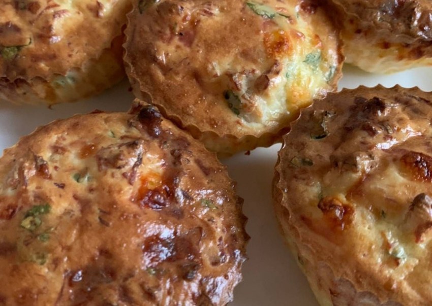 Булочки с кусочками шоколада