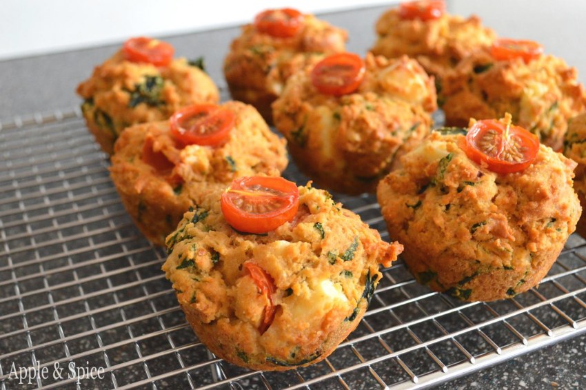 Маффины с оливками и сыром