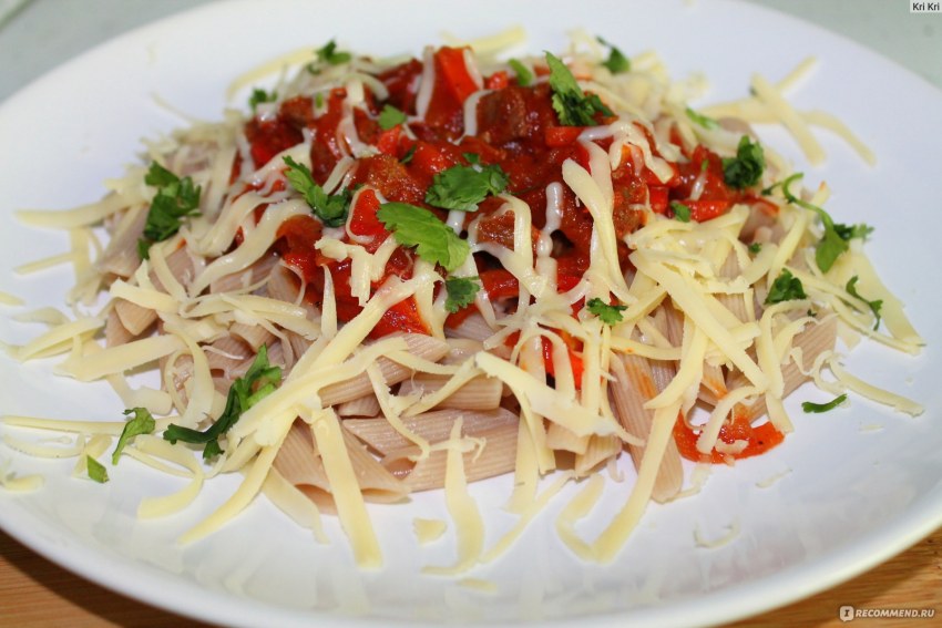 Салат из киноа и пшеницы