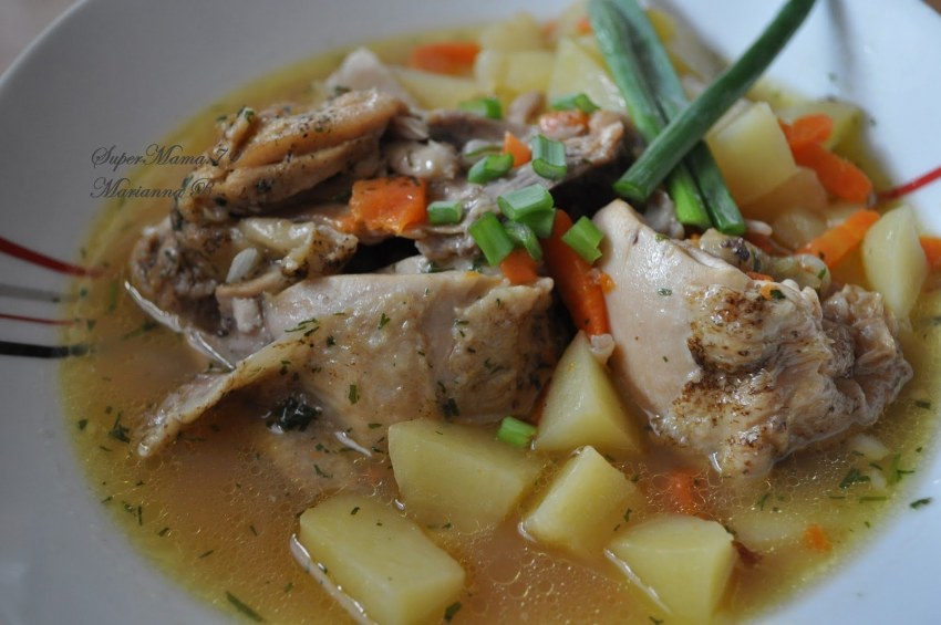 Картошка тушёная с курицей в мультиварке скороварке