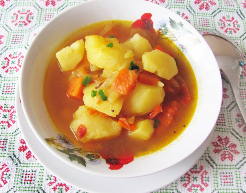 Суп мясной с картофелем