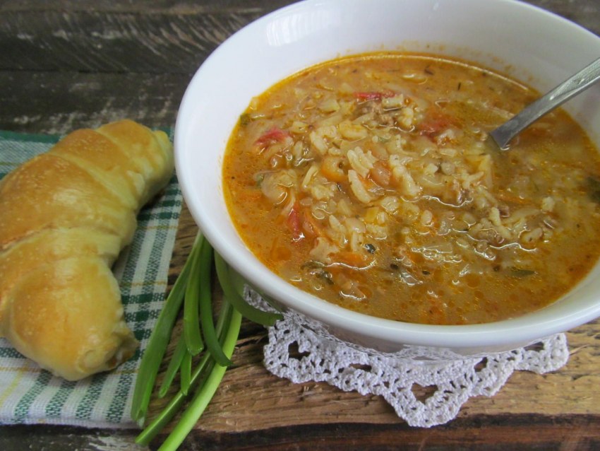 Суп с рисом и капустой и картофелем