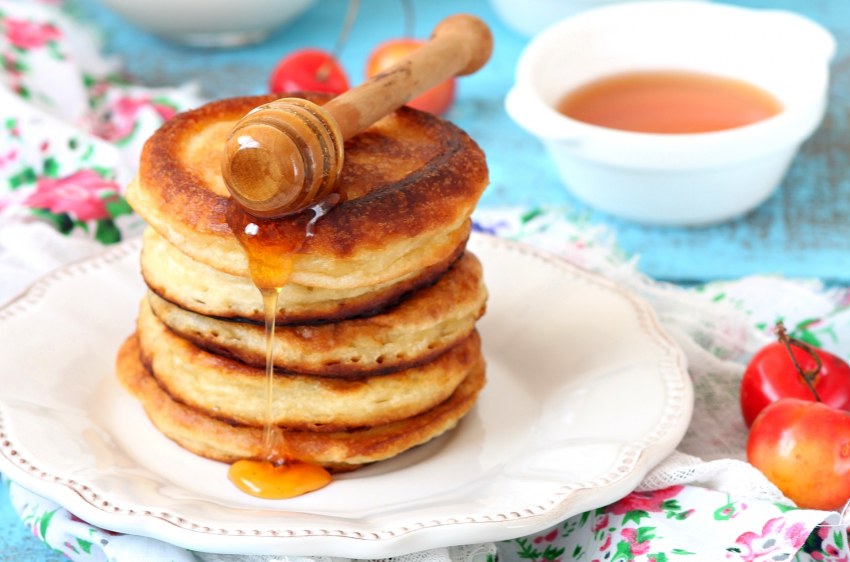 Яблочные панкейки