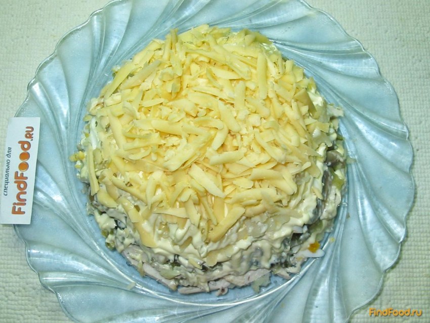 Салат Дубок с курицей шампиньонами