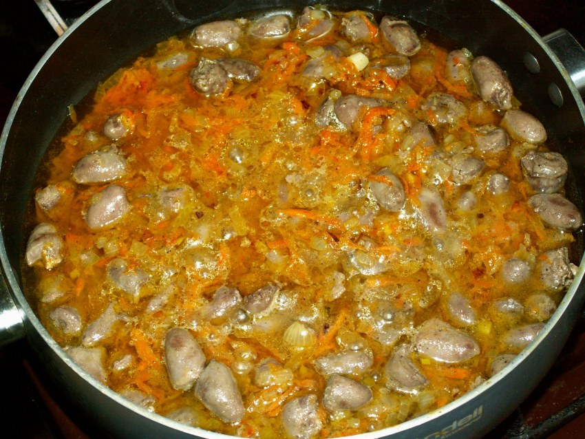 Куриные сердечки подлива без сметаны