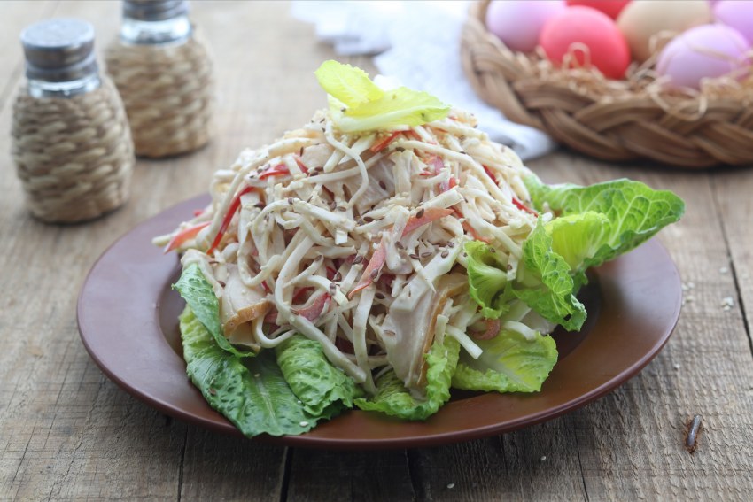 Салат с корнем сельдерея