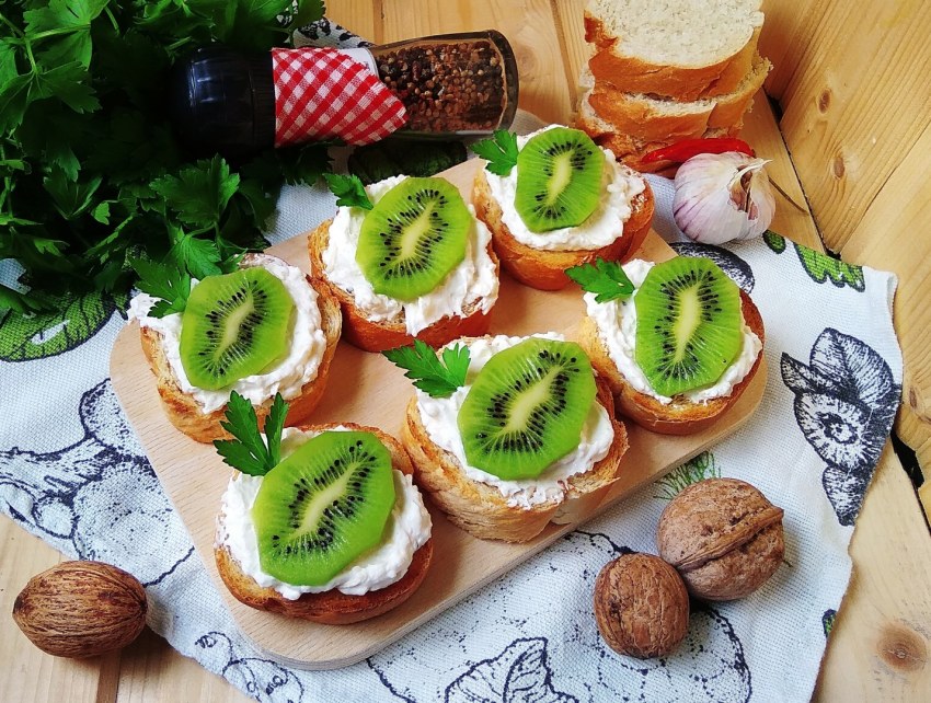 Закуска с киви