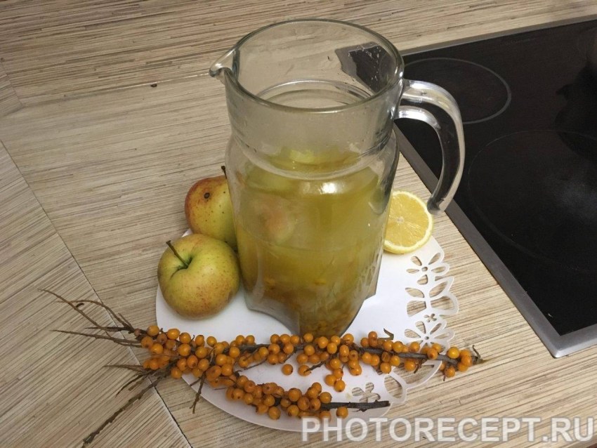 Компот айва лимонная