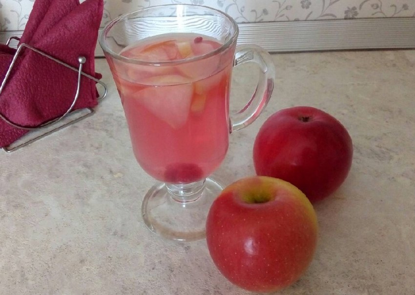 Чай с яблоком