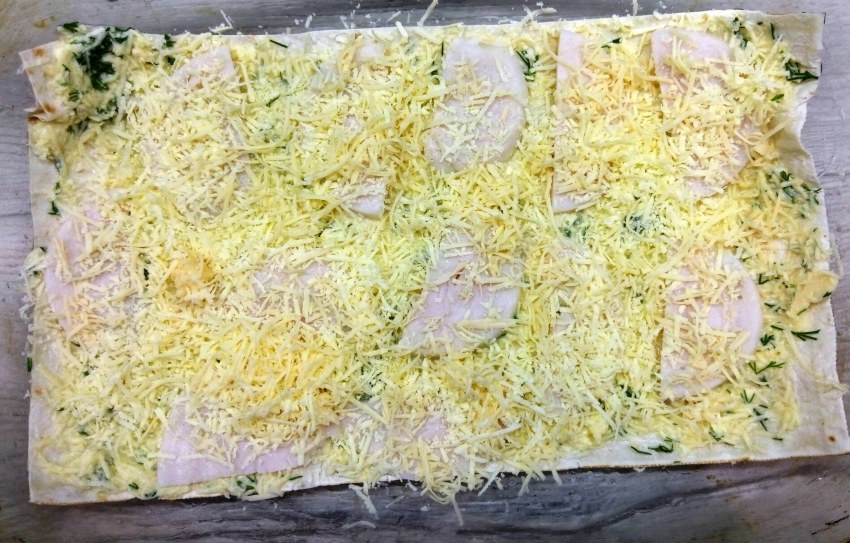 Пирог улитка из лаваша