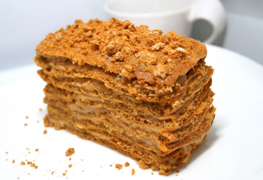 Пирог из муки и яиц