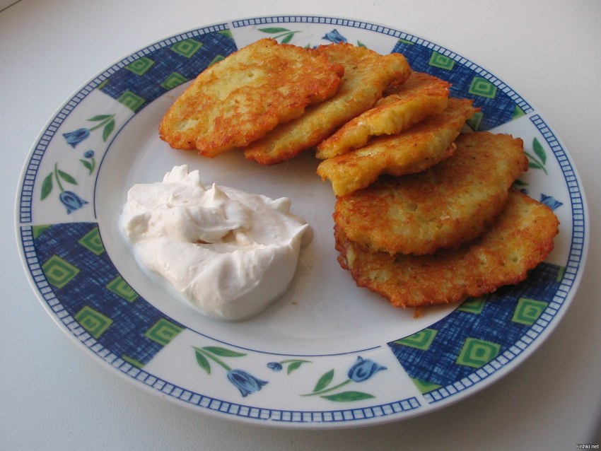 Драники с пастой из лосося