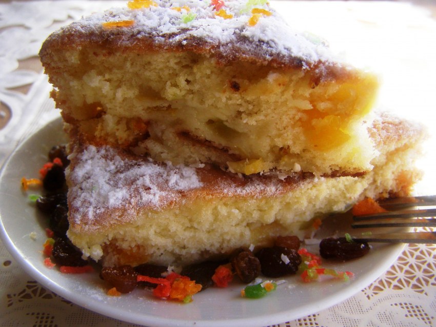 Бисквитный пирог с яблоками в духовке