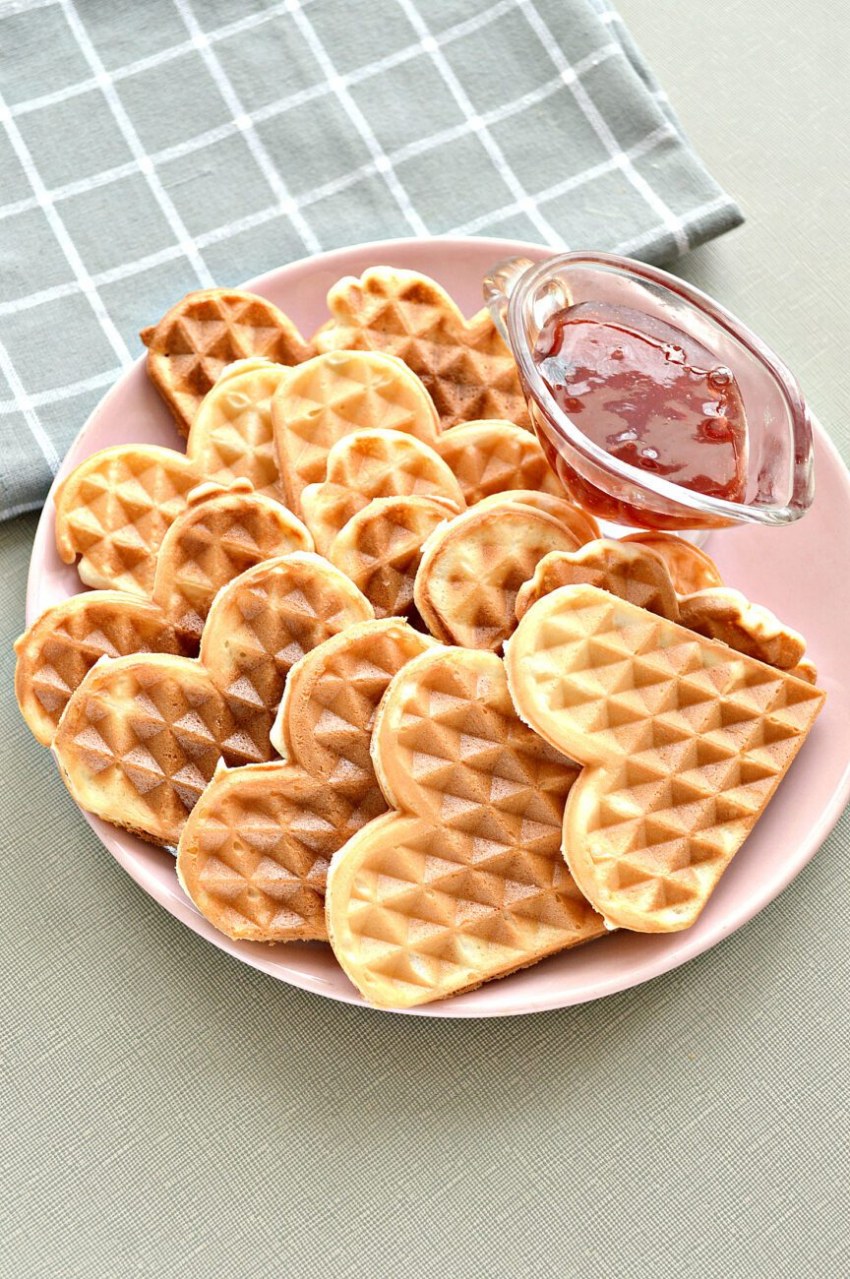 Венские вафли с клубникой