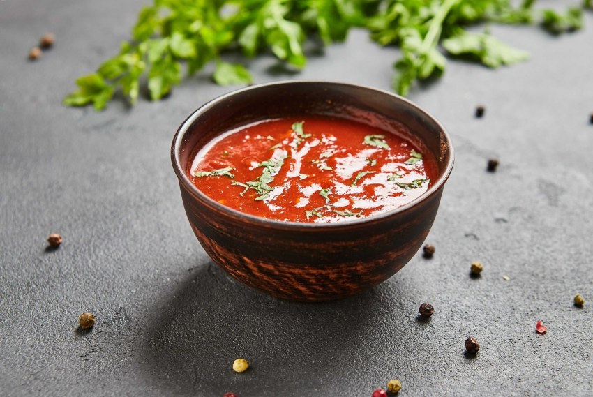 Соус ВКУСВИЛЛ томатный Шашлычный умеренно острый 330 г