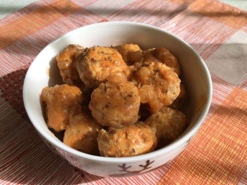 Фрикадельки с гречкой