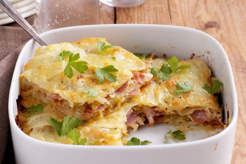 Мясо по-французски с картошкой