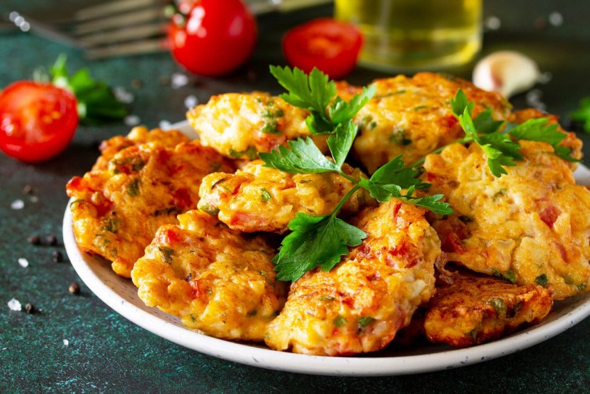 Рубленые куриные котлетки с грибами