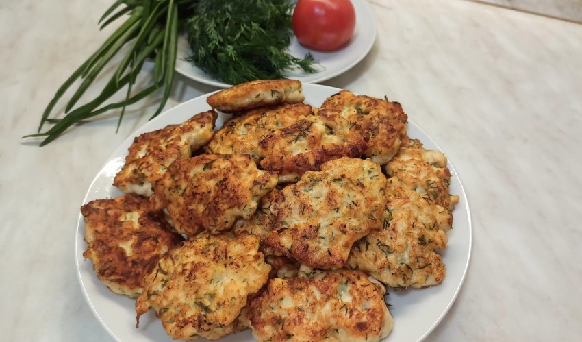 Рубленые куриные котлетки из филе грудки с сыром