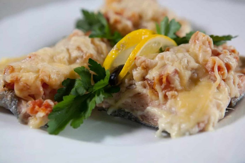 Куриное филе запеченное с грибами
