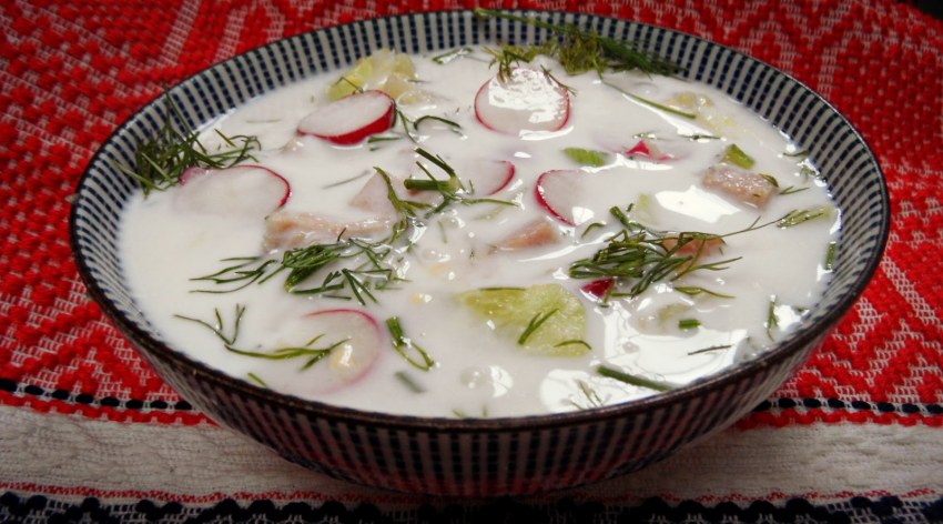 Окрошка с редиской на квасе