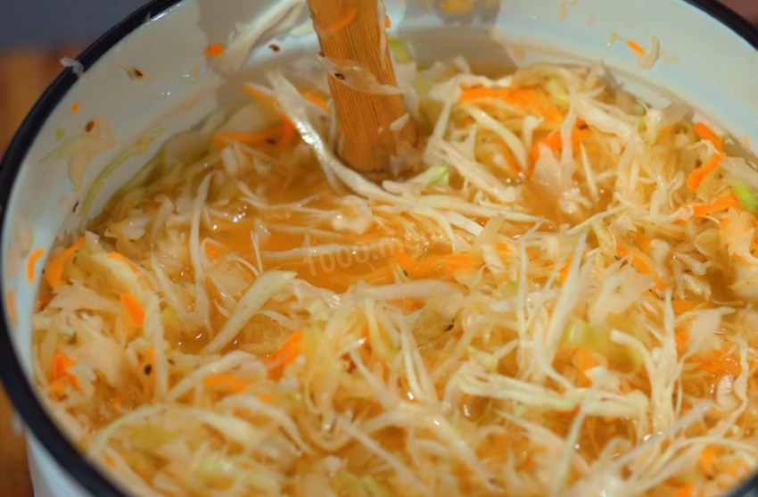 Хрустящая капуста кусочками в маринаде