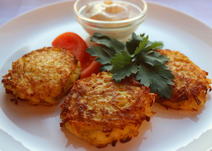 Драники с куриной грудкой