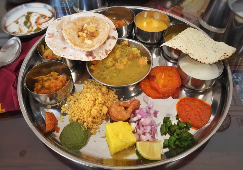 Carry indian food