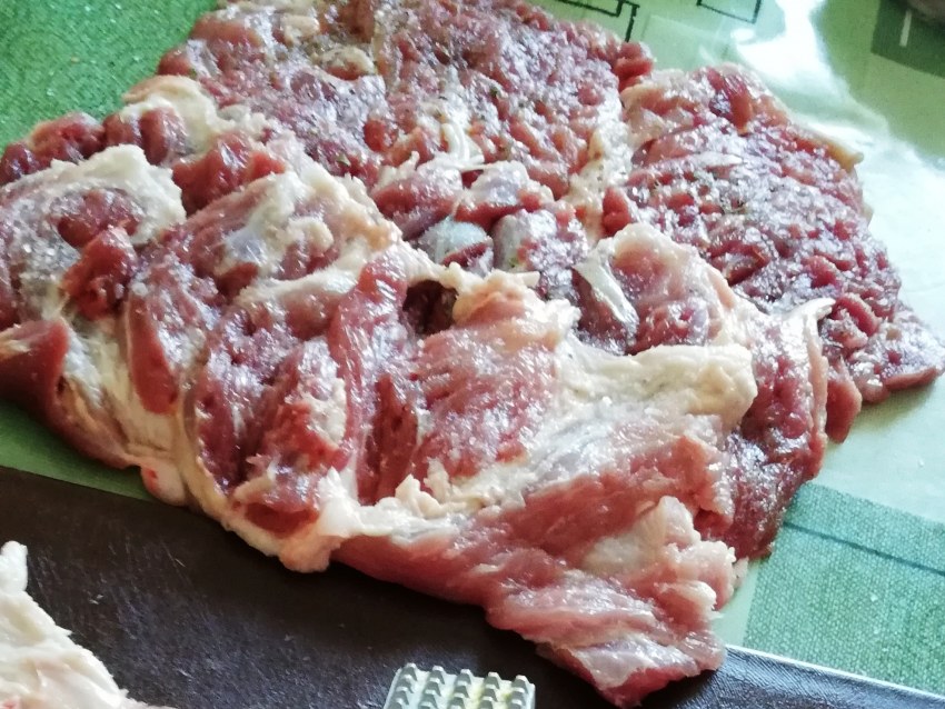 Рулька свиная ветчина