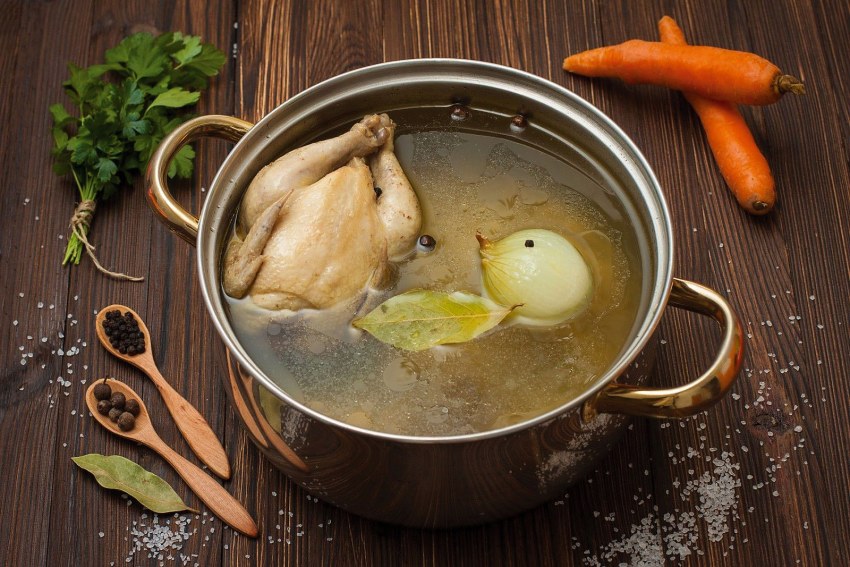 Бульон консоме из курицы