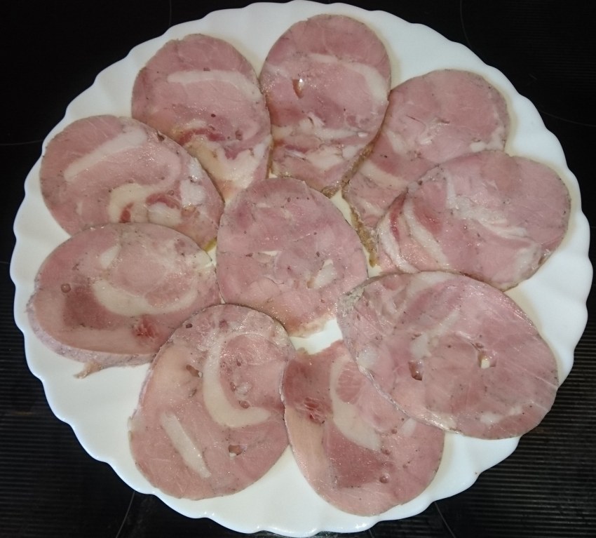 Ветчина свиная домашняя