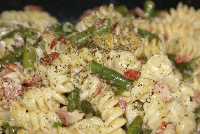 Fusilli with Chicken